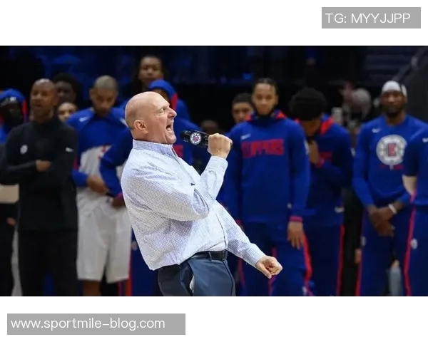 哈登幽默调侃鲍尔默球馆价值十亿成就球队主场优势 哈登幽默调侃鲍尔默球馆价值十亿成就球队主场优势