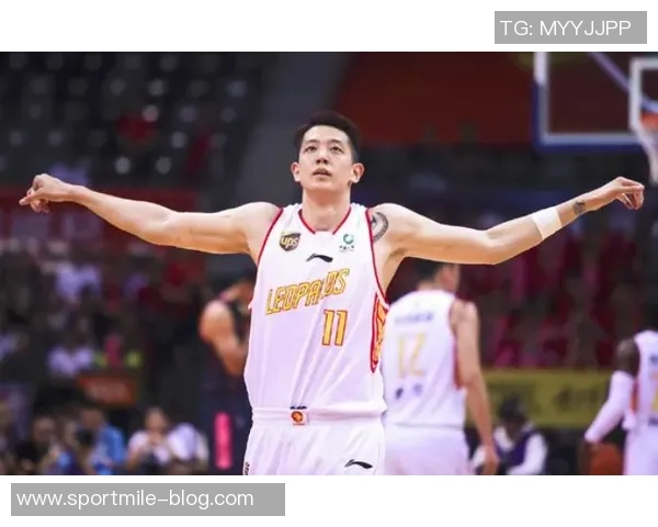 艾顿分享东契奇圣诞礼物喜悦瞬间感谢圣诞老人带来的惊喜 艾顿分享东契奇圣诞礼物喜悦瞬间感谢圣诞老人带来的惊喜